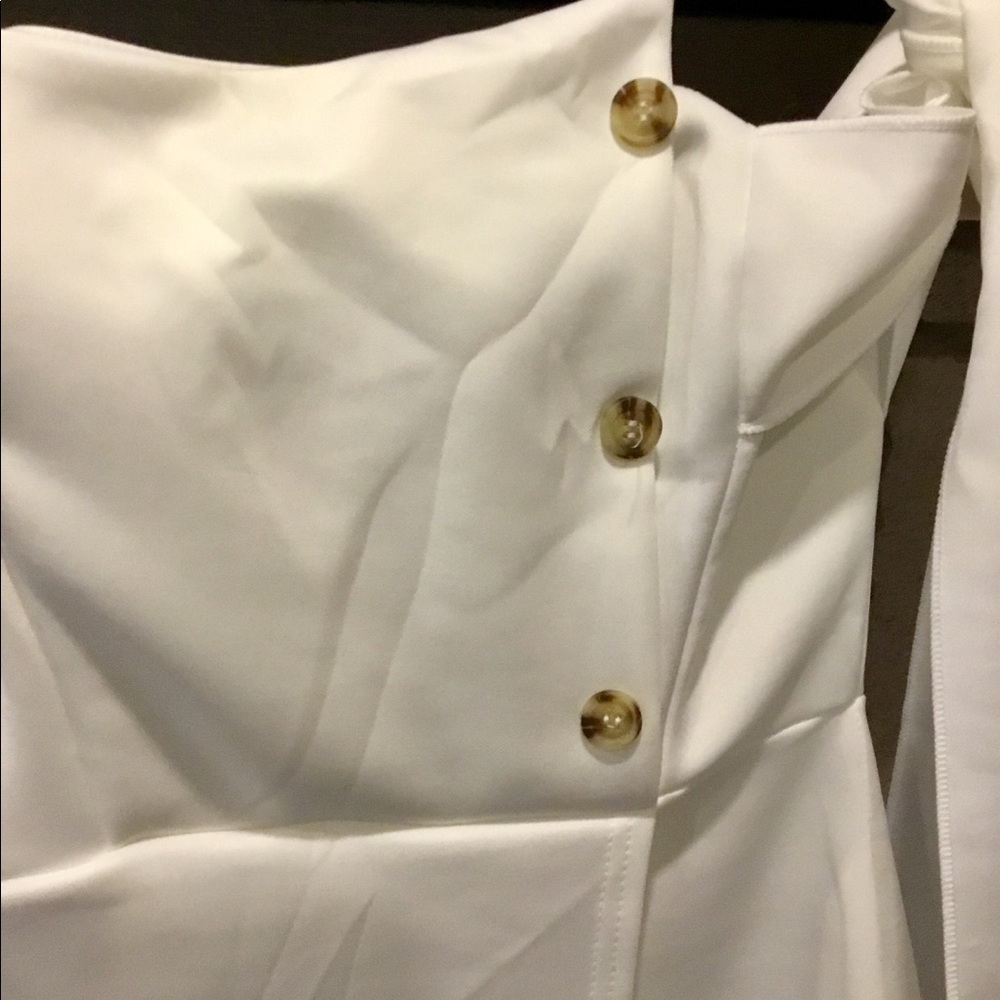 NWT - Picture 3 of 4